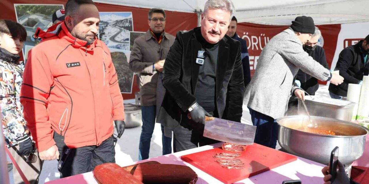 Melikgazi Erciyes’te Kayseri lezzetlerini tanıttı