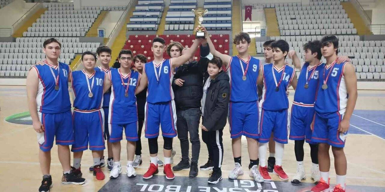 Manisa’da okul sporlarında 5 branşta müsabakalar tamamlandı