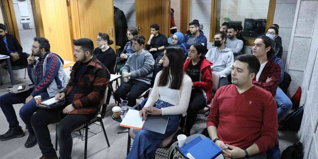 Başakşehir Sinema Okulu’nda eğitimler başladı