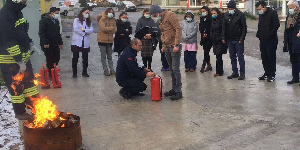 Altınova İtfaiyeden sağlıkçılara eğitim