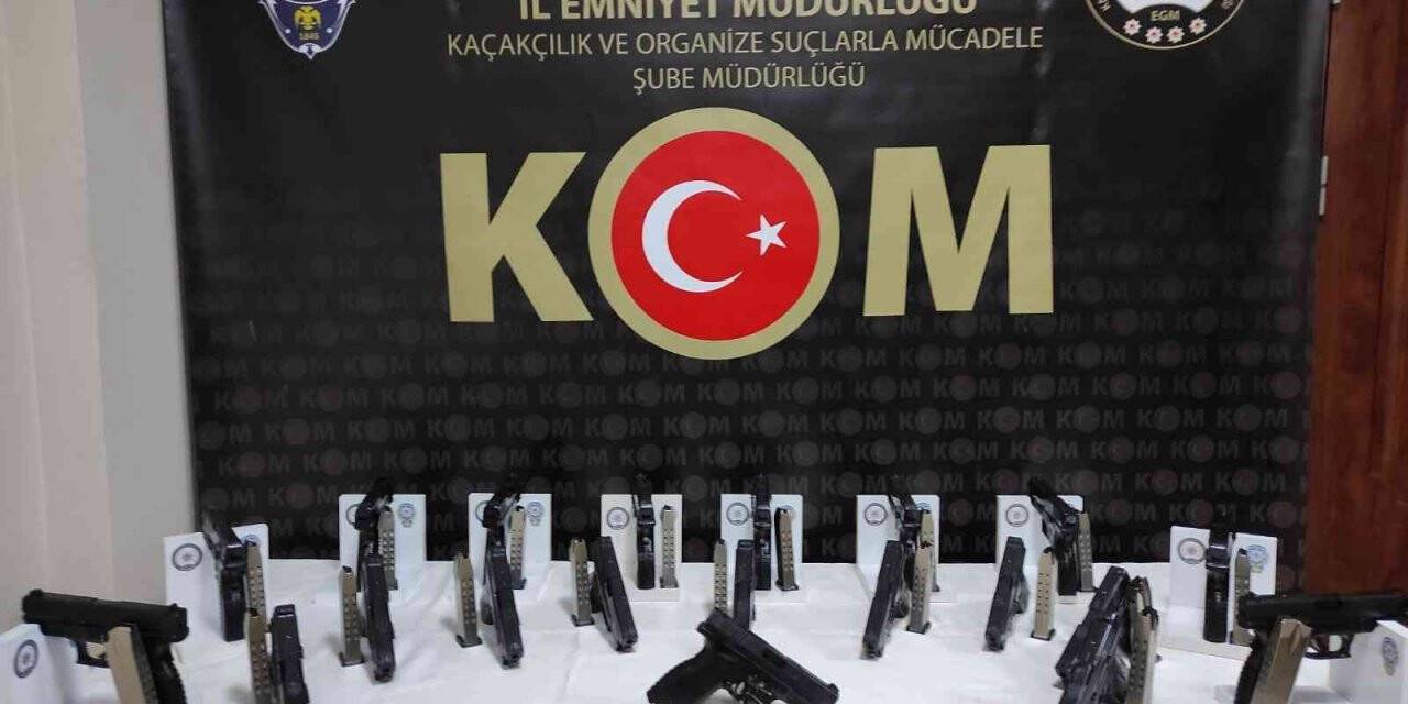 TEM’de 20 ruhsatsız tabanca ele geçirildi