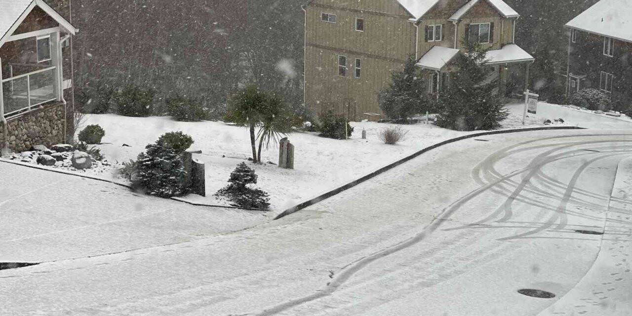 ABD’de kar sokakları beyaza bürüdü