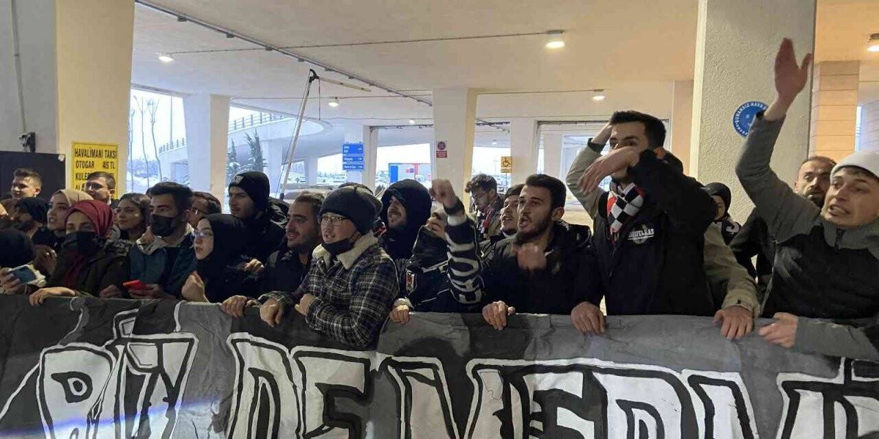 Beşiktaş kafilesi Konya’ya geldi