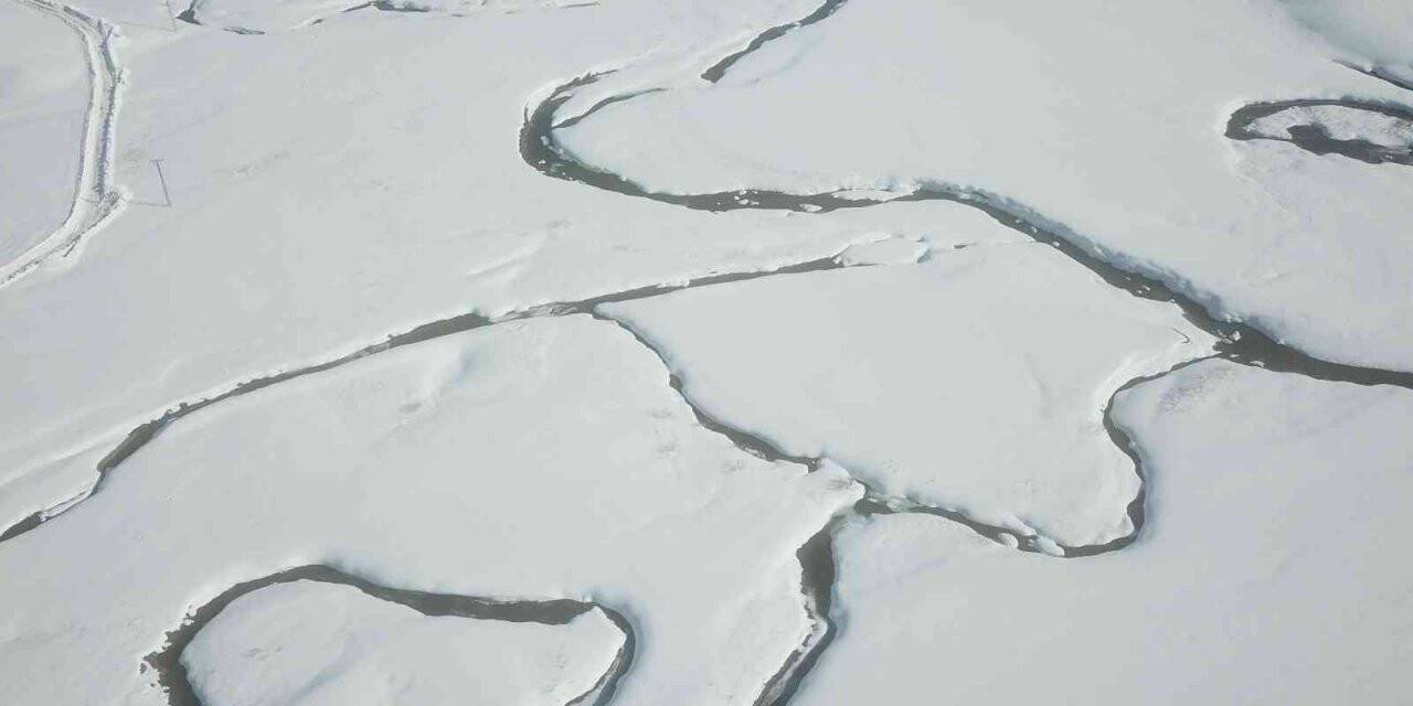 Şırnak’ta yaz ve kış aylarında çekilen menderesler göz kamaştırdı