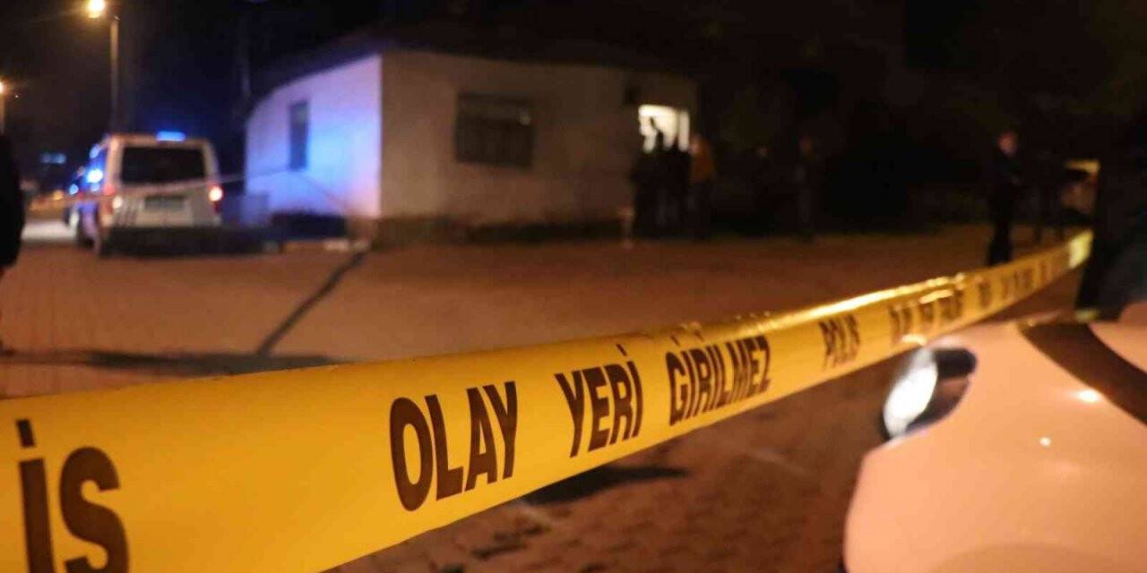 Eşinin geri gelmesi için kendini rehin aldığı pompalı tüfek boş çıktı