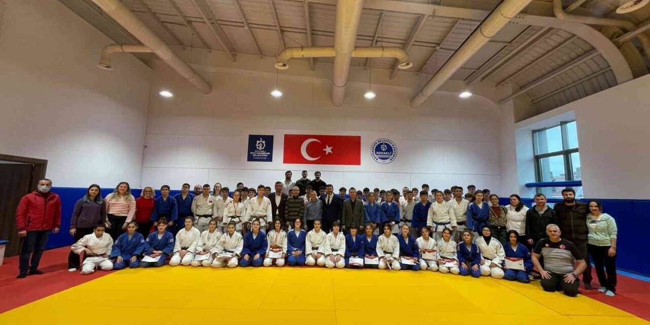 Judocular iller arasında Kocaeli’yi temsil edecek