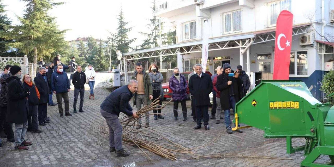 Terme’de fındık dal öğütme makinesi teslimi