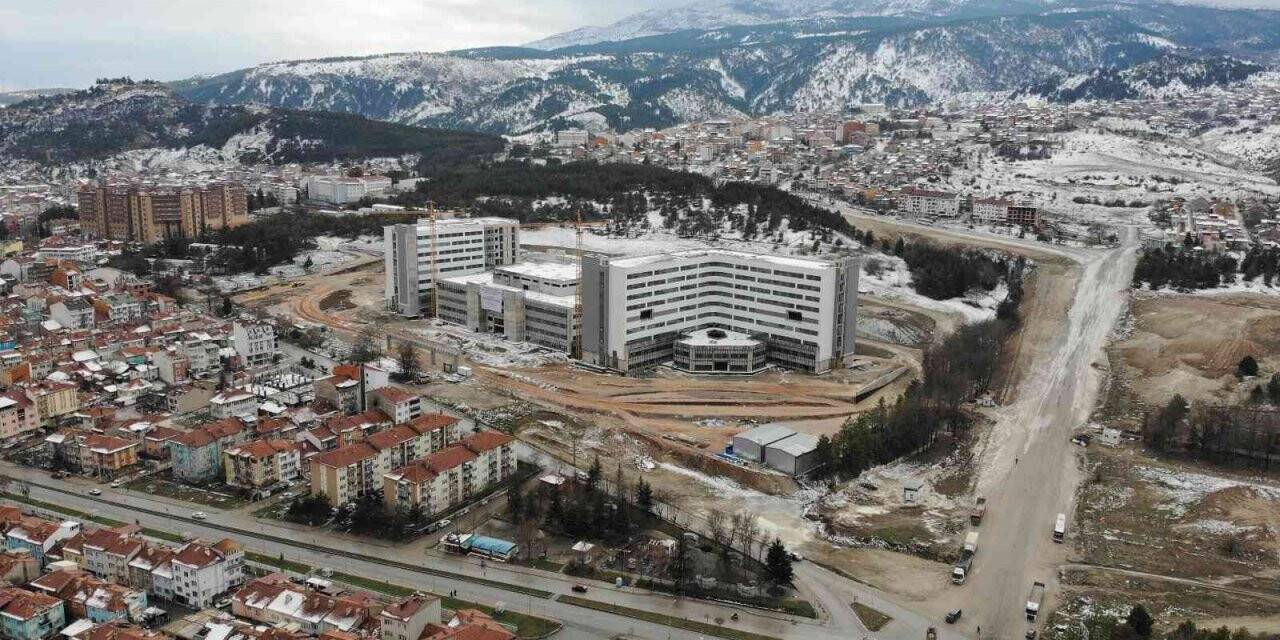 Kütahya Şehir Hastanesi betonarme işi tamamlandı