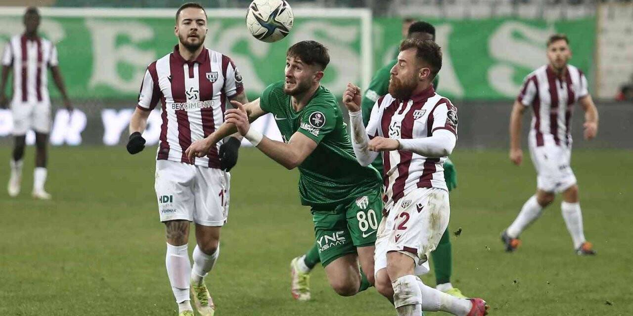 Bursaspor geçen sezonun 11 puan gerisinde kaldı
