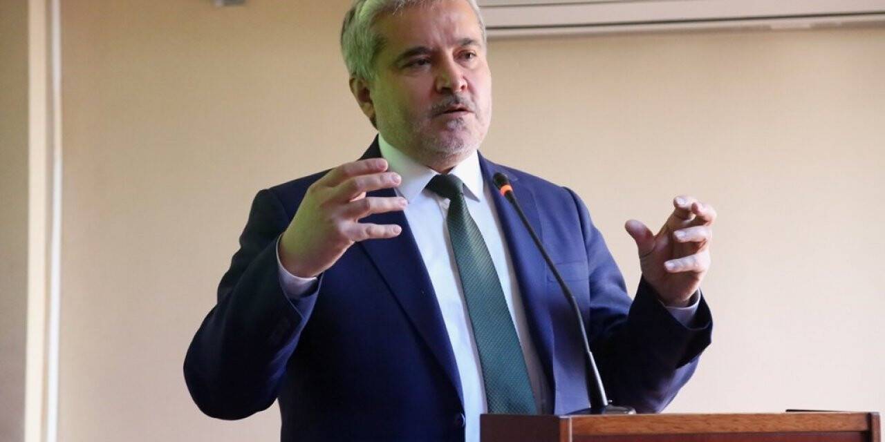 Rektör Şahin: “Ödüller, derinleşme çalışmalarının somut göstergeleridir”