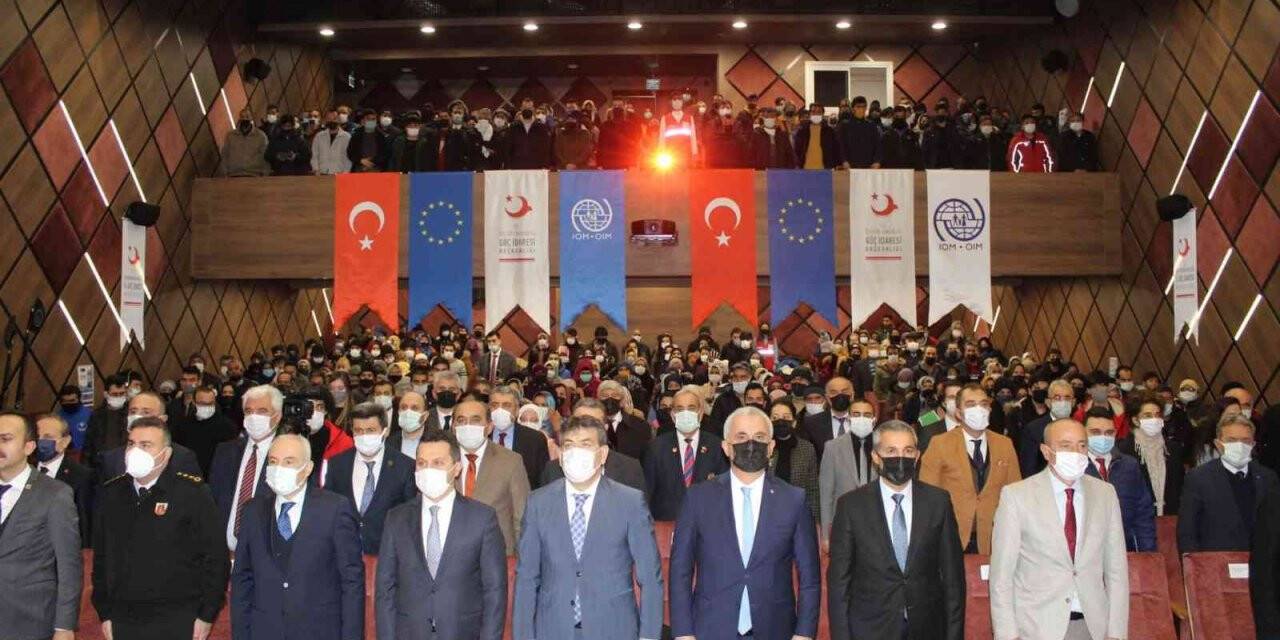 Kastamonu’da göçmenlere hakları anlatıldı