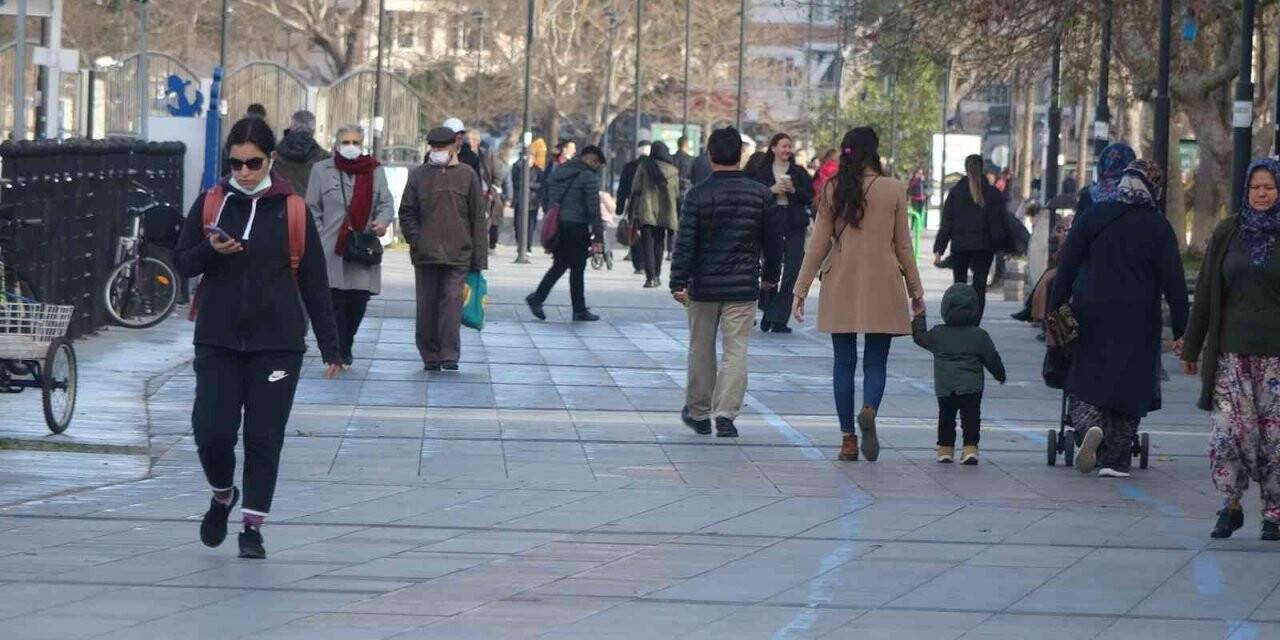 Çanakkale korona virüs artışında yine birinci sırada