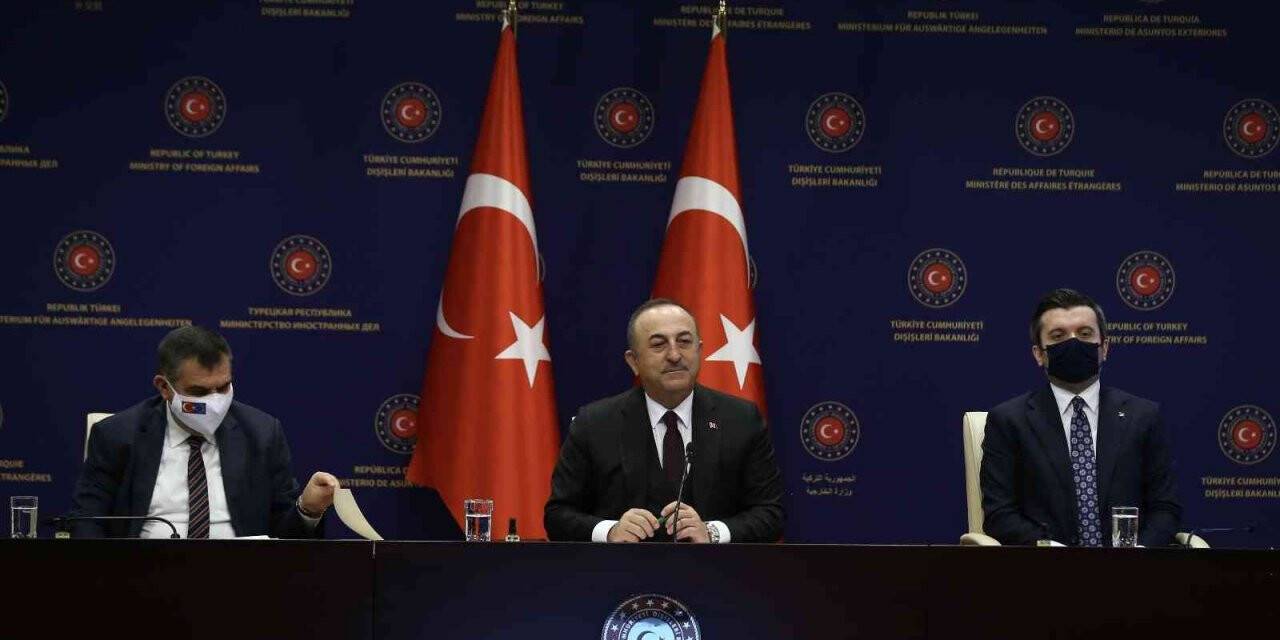 Bakan Çavuşoğlu: “Ermenistan’la ilk toplantı Moskova’da”