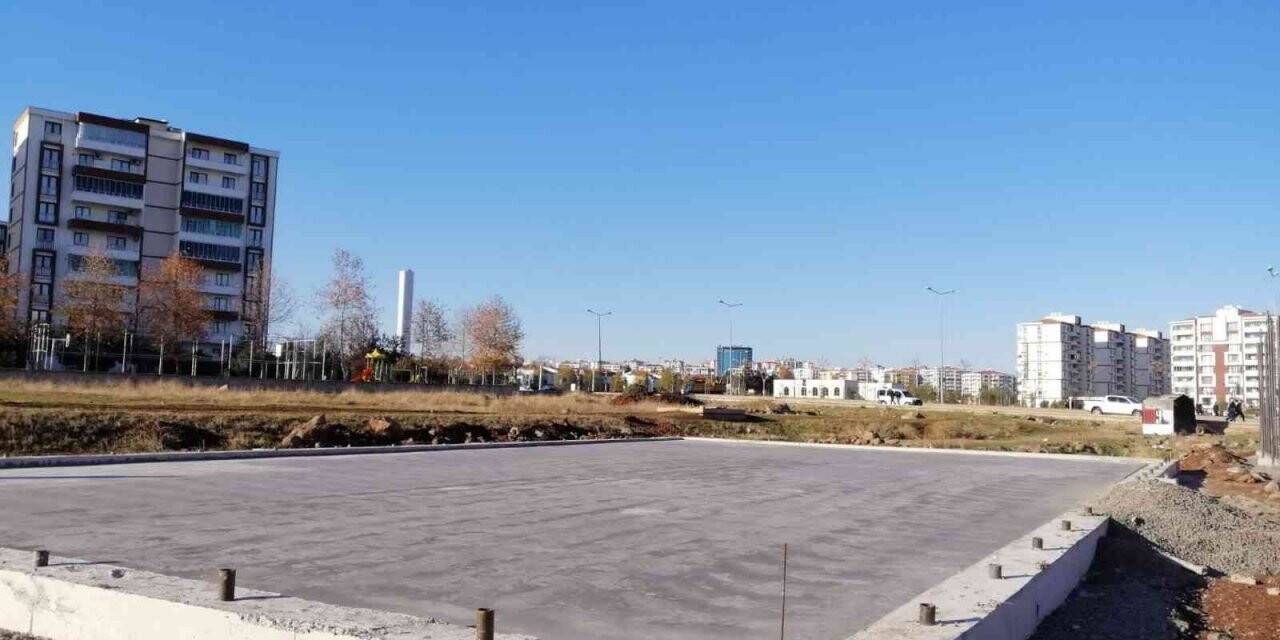 Bağlar Belediyesi ilçeyi spor tesisleriyle ihya ediyor