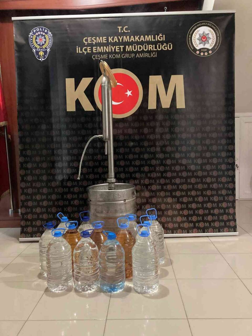 Çeşme’de sahte içki operasyonu