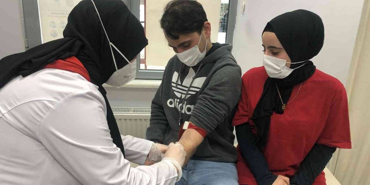 Türkiye’de ücretsiz olarak yapılacak olan  SMA taramasına başlandı