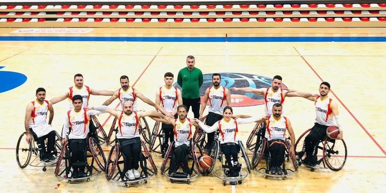 Pota altında tanışıp evlendiler, sahada birlikte ter döküyorlar