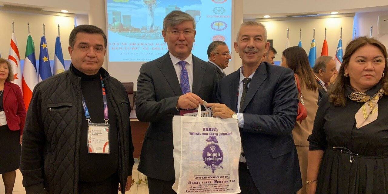 Başkan Cömertoğlu’ndan, Kazakistan ile kardeş belediye olmak için teklif