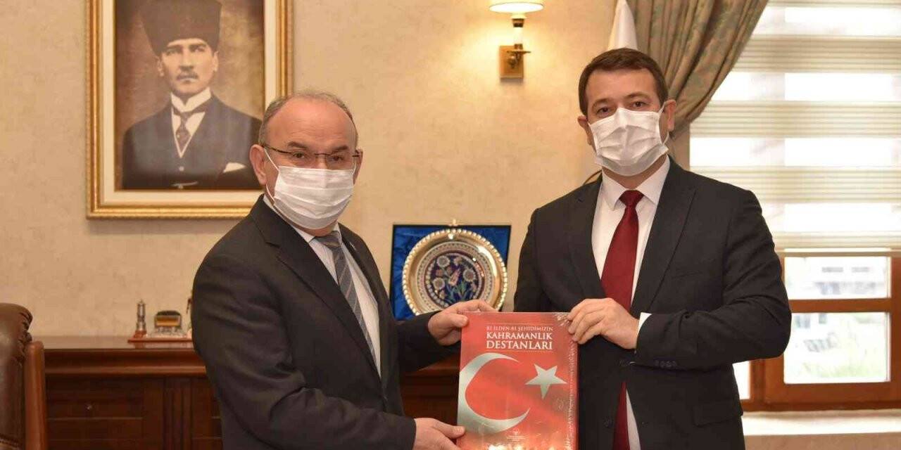 Vali Karadeniz’e anlamlı hediye