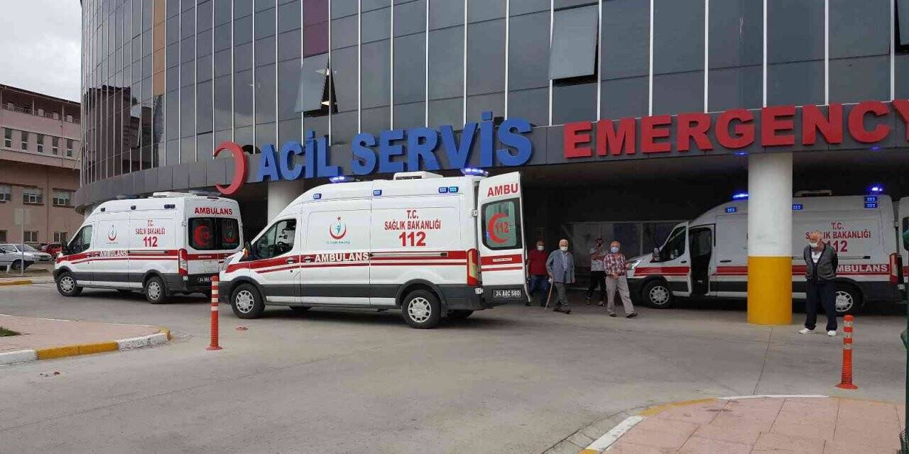 Erzincan’da 3 sağlık çalışanı psikiyatri hastasının saldırısına uğradı
