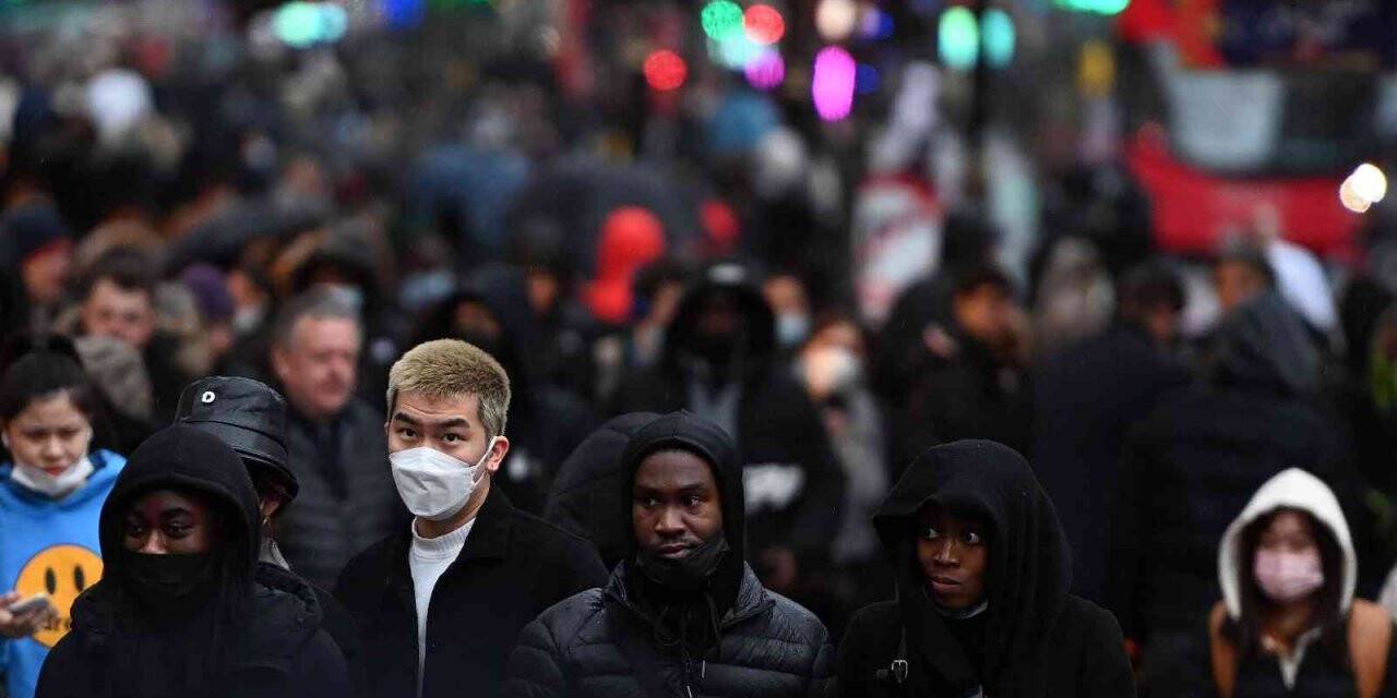 İngiltere Sağlık Bakanı Javid: "Yeni yıldan önce kısıtlama yok"