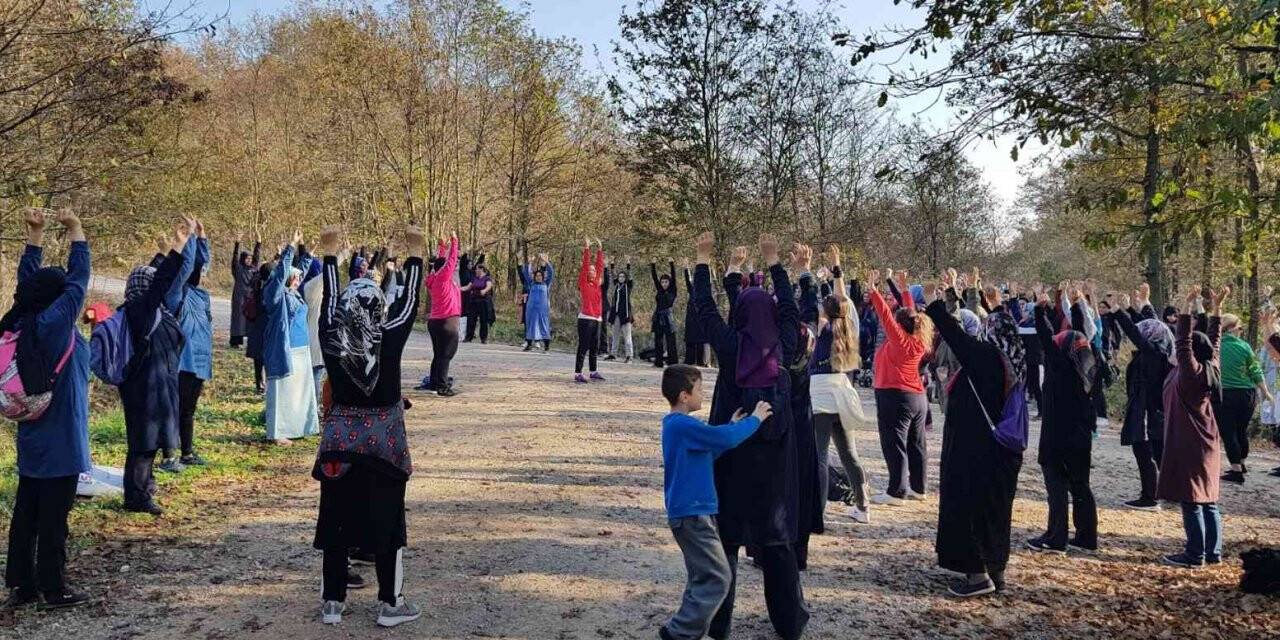 Çocuklar ve anneler bu program ile eğlendi