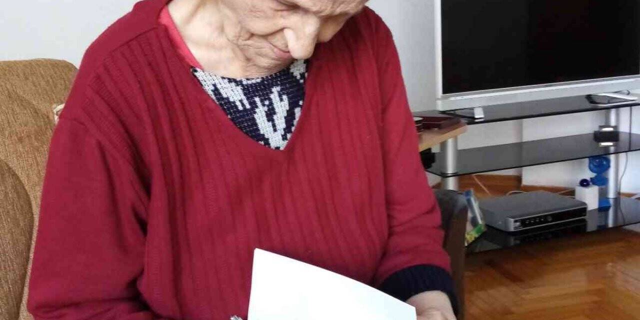 95 yaşında on sekizinci kitabını yazdı