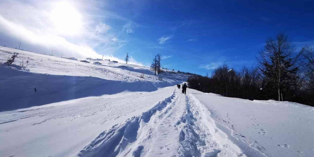 Kardüz Yaylasına yürüyerek çıktılar