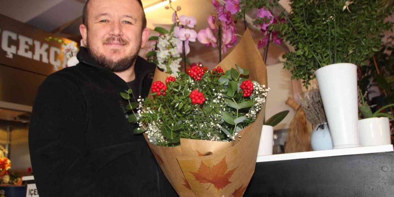 Bu çiçeğin şans ve mutluluk getireceğini inanılıyor