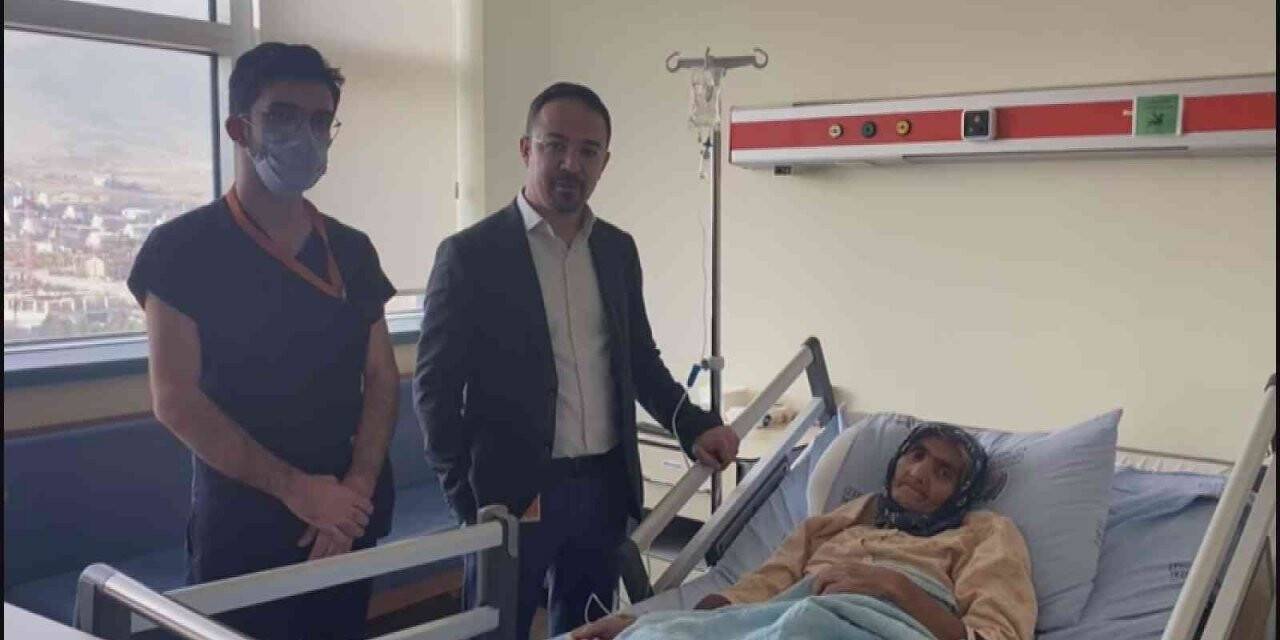 Korona virüs sayesinde 30 santimlik tümöründen kurtuldu