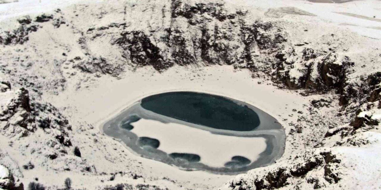 Zara’nın gölleri buz tuttu, ortaya bu manzaralar çıktı