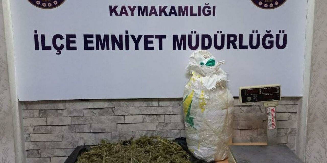 Gaziantep’te 2 kilo 480 gram esrar yakalandı