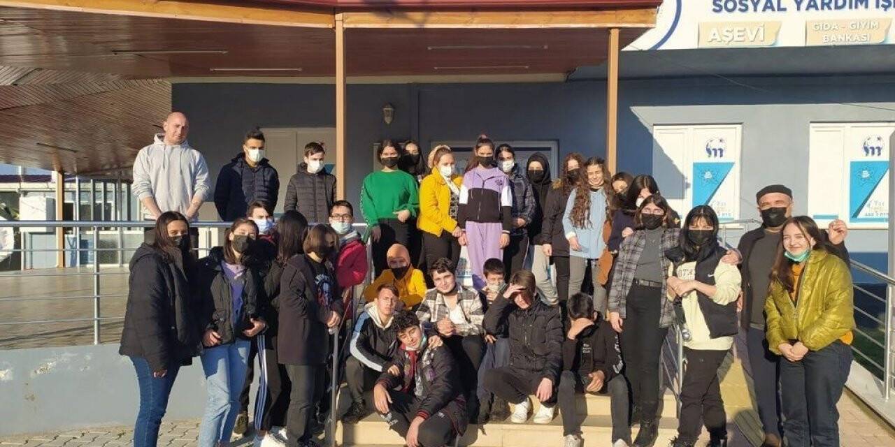 Öğrencilerden sosyal hassasiyet maratonu
