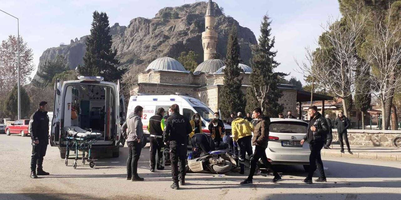 Osmancık’ta otomobil ile motosiklet çarpıştı: 1 yaralı