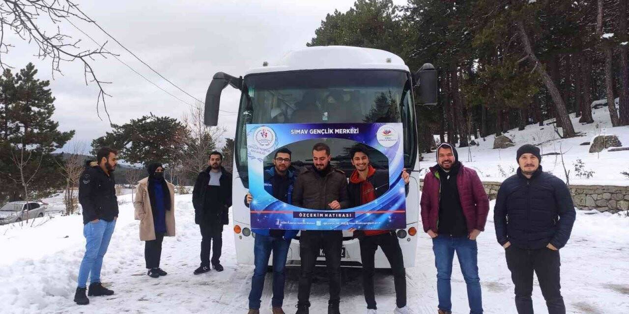 Yüksek öğrenim gençlerinin karma kış etkinliği
