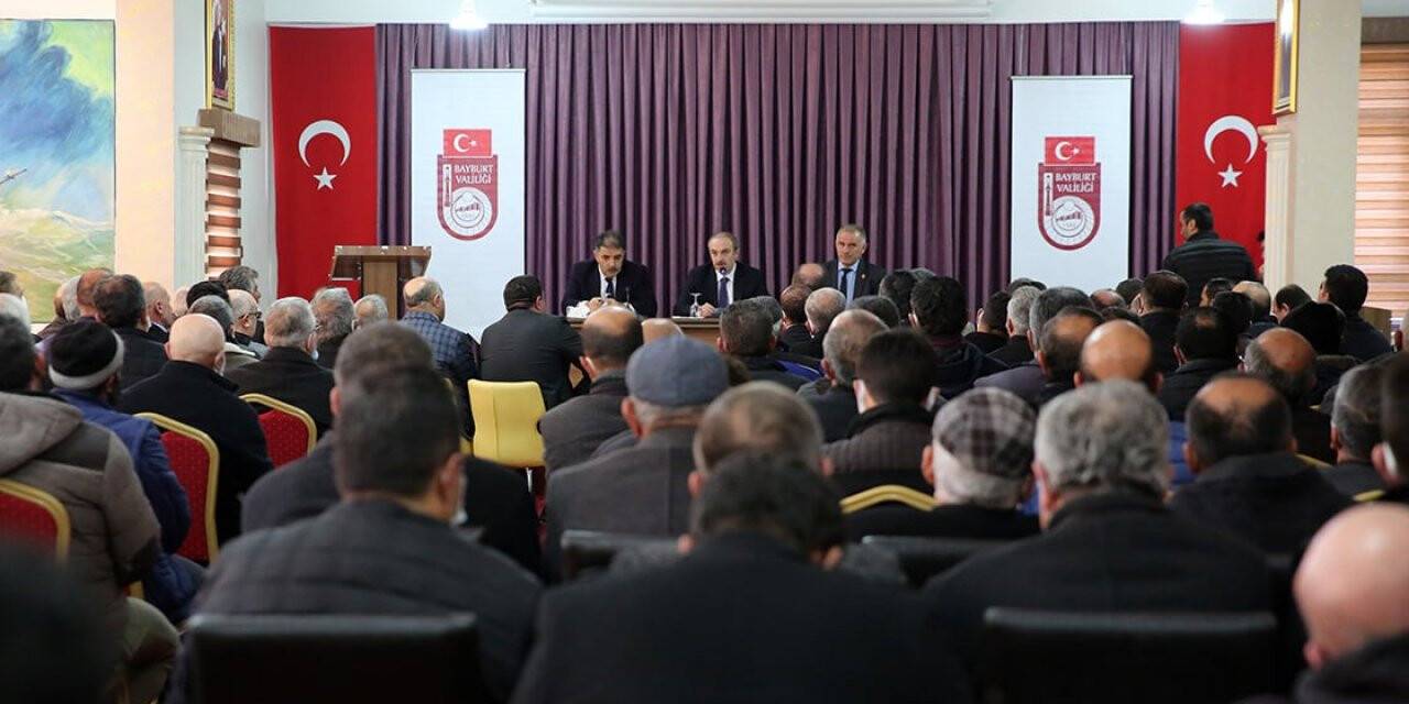 Vali Epcim, muhtarlarla bir araya geldi