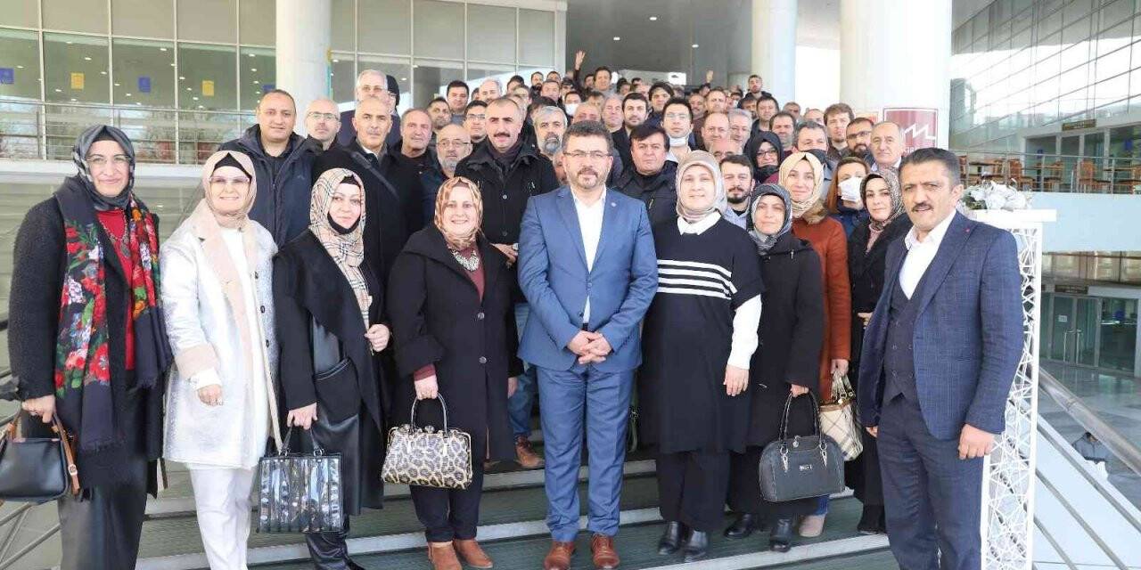 Eğitim-Bir-Sen, yılın son divan toplantısını yaptı