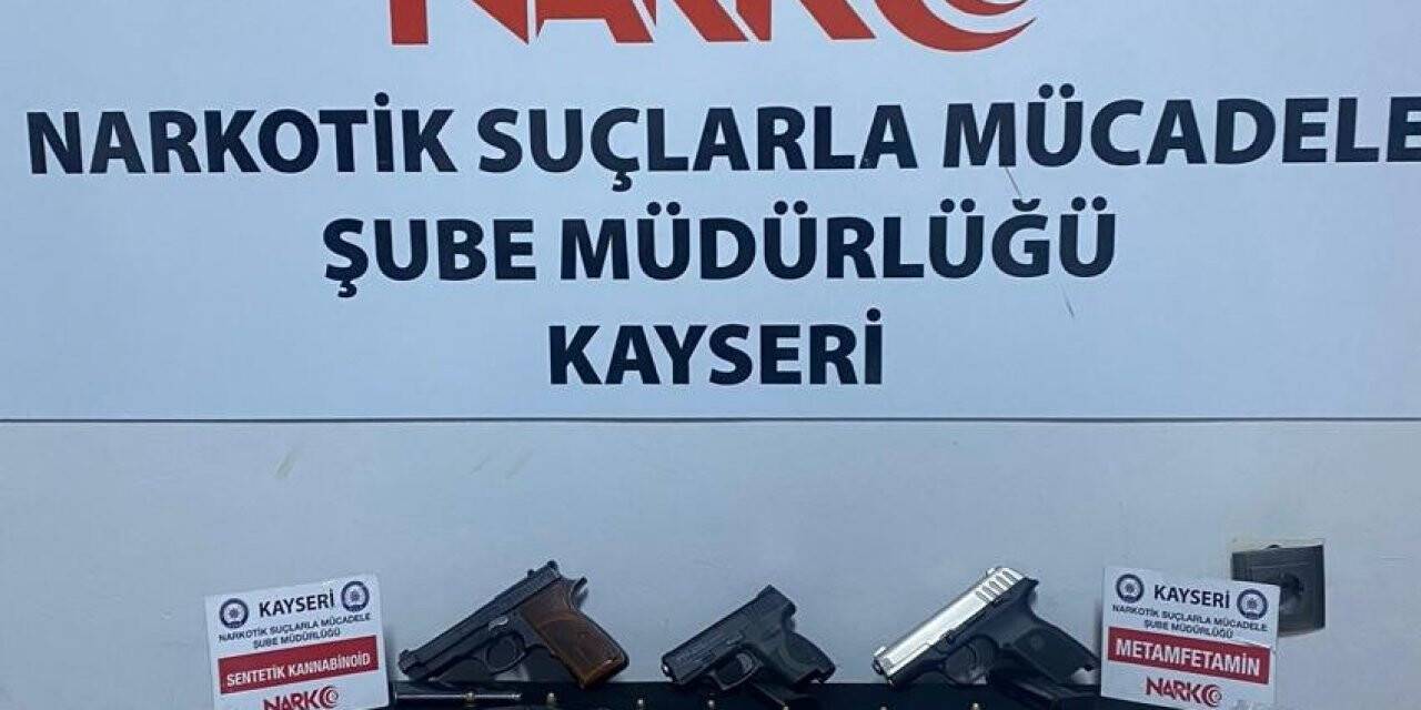 Uyuşturucu taciri 2 şahıs operasyonla yakalandı