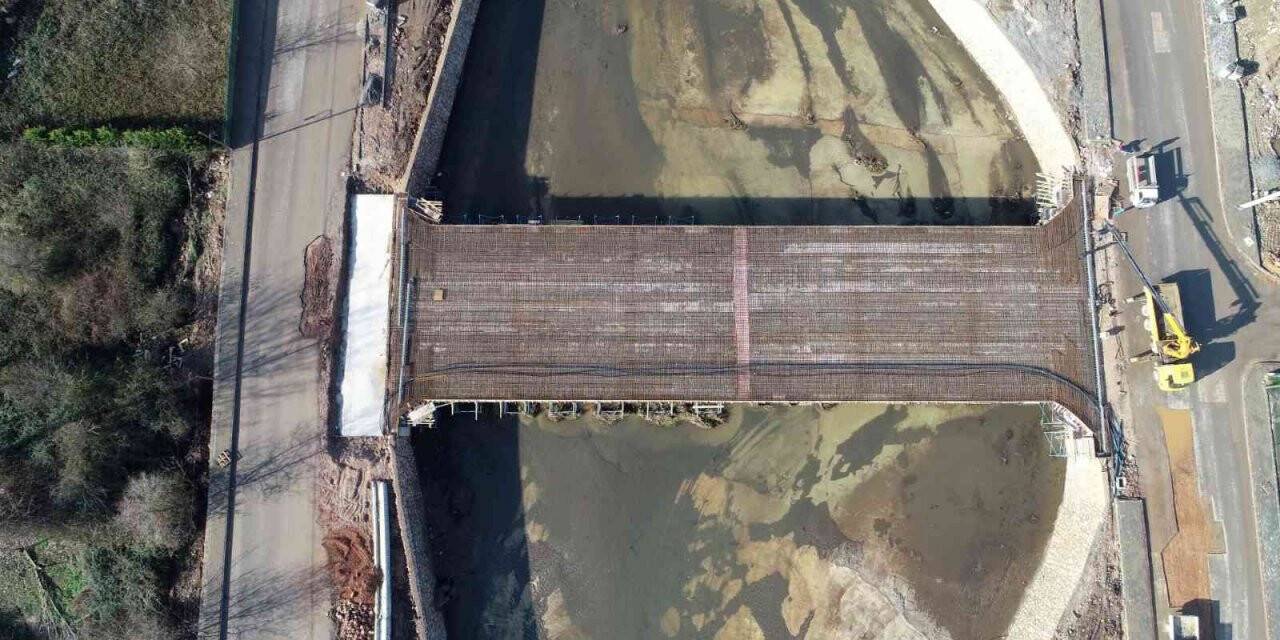 Başyiğit Caddesi’nde üstyapı hızla ilerliyor