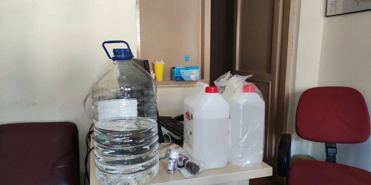 Kırklareli’nde 645 litre kaçak içki ele geçirildi