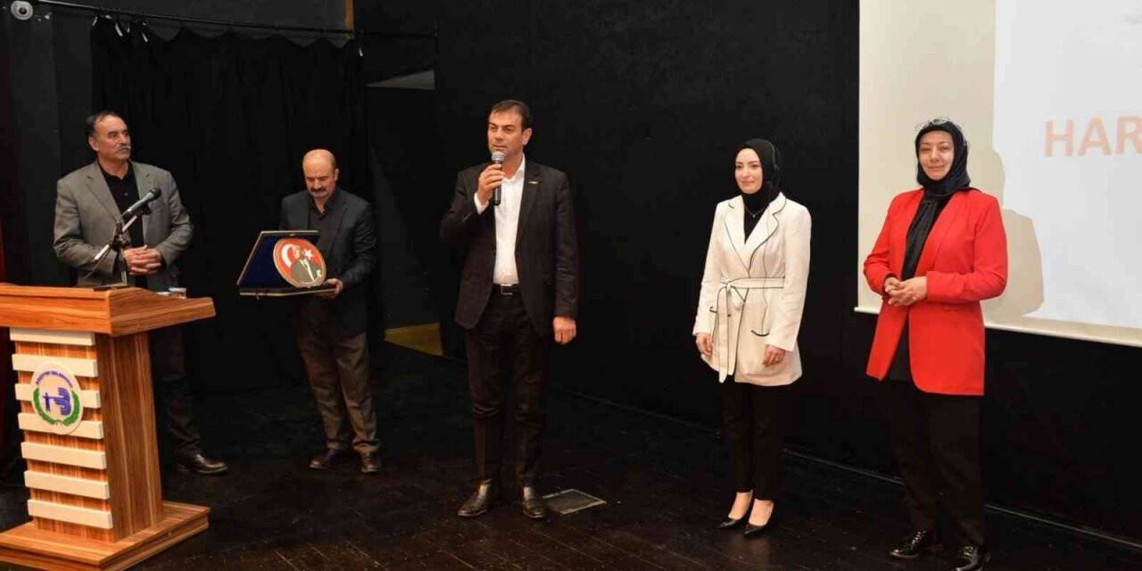 Bozüyük’te duruş bozuklukları semineri verildi