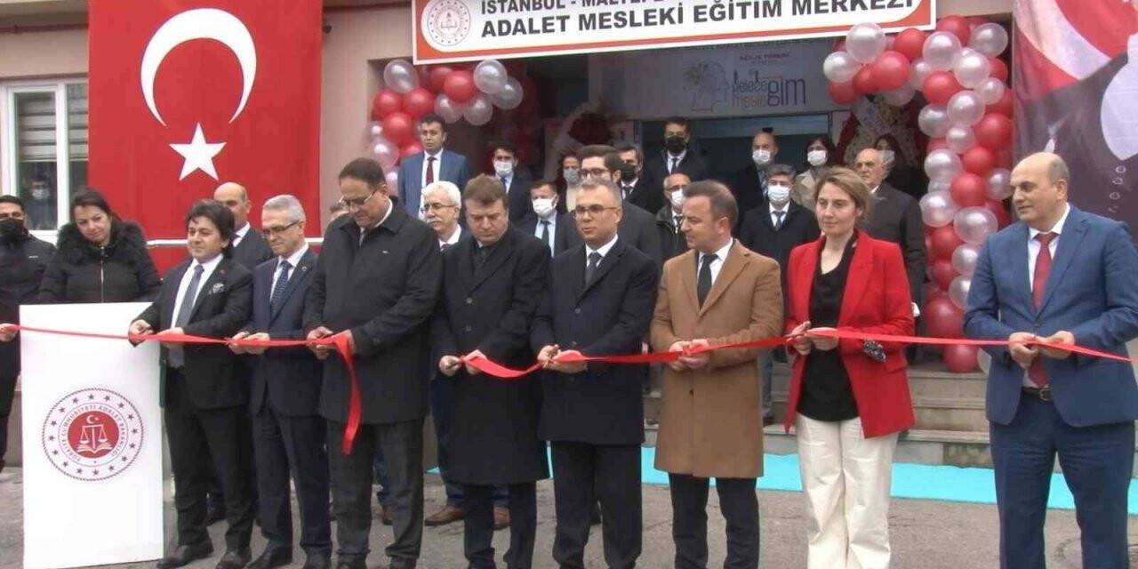 Anadolu Cumhuriyet Başsavcısı İsmail Uçar: “Sivil hayatlarında bu alanda çalışabilecek kapasiteyle yetiştirilmektedirler”