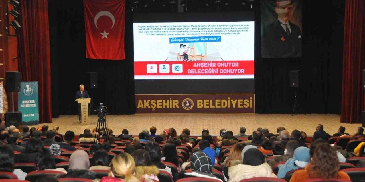 ‘Akşehir Okuyor Geleceğini Dokuyor’ projesi başladı
