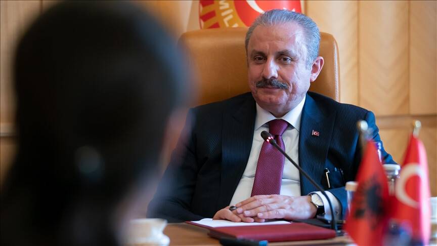 TBMM Başkanı Şentop Kovid-19'a karşı 3. doz aşısını TURKOVAC oldu