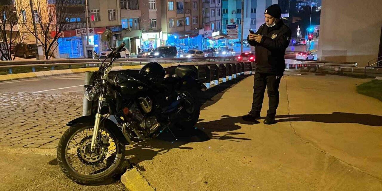 Otomobilin çarpıp kaçtığı motosikletli ağır yaralandı