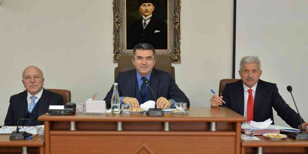 Vali Memiş: Devletimizin tek kuruşunu boşa harcamıyoruz