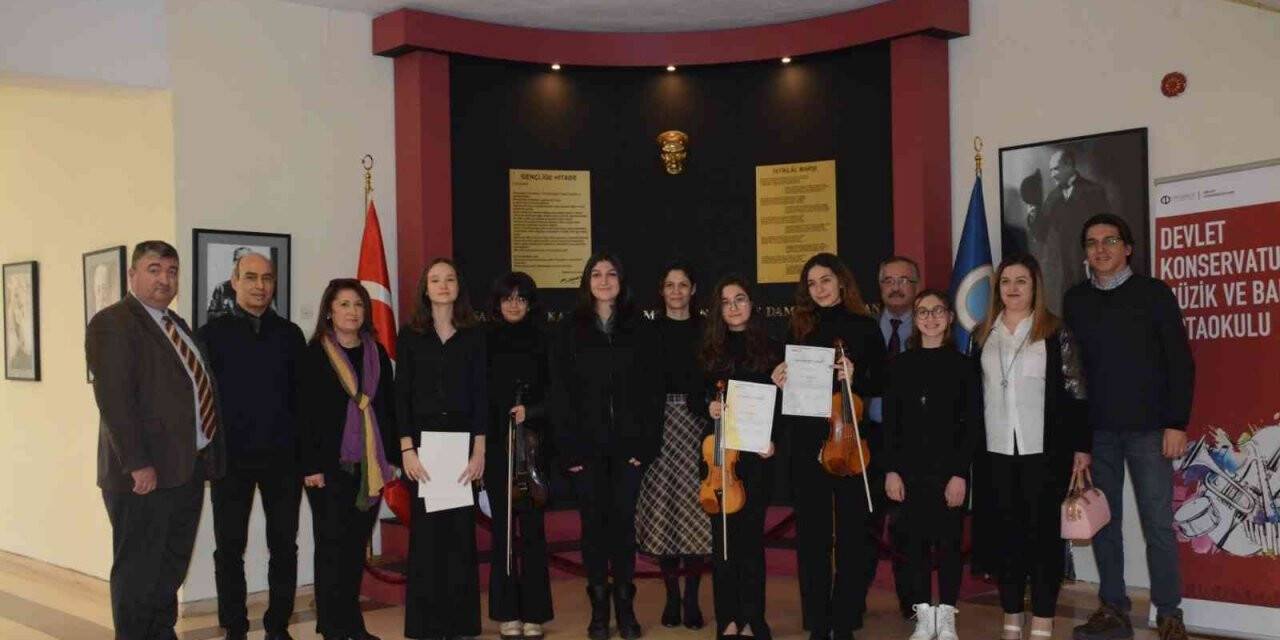 Anadolu Üniversitesi Devlet Konservatuvarı öğrencilerinden büyük başarı