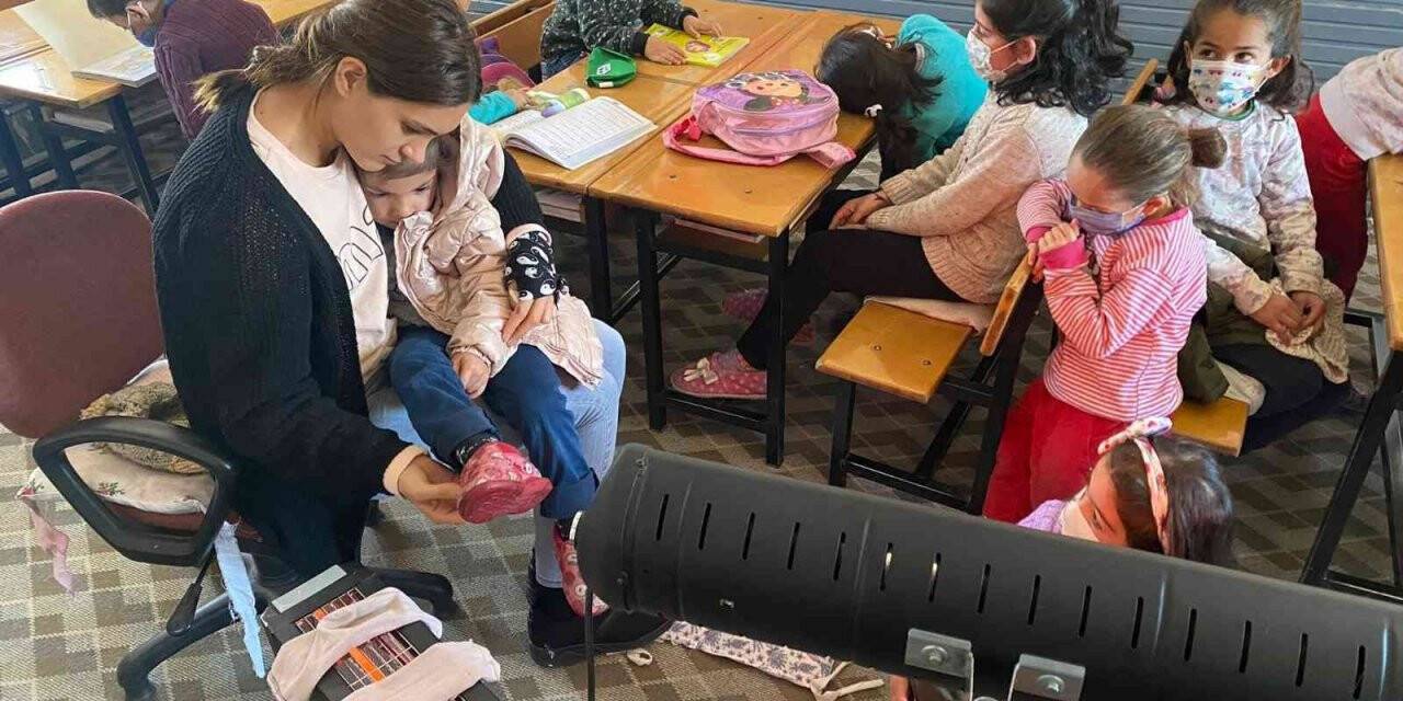Kardelen öğretmen yürekleri ısıttı