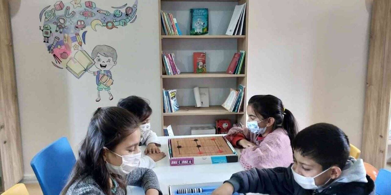 Karpuzlu’daki kütüphanelerin açılışı yapıldı