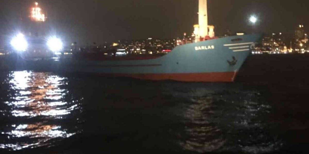 İstanbul Boğazı’nda gemi arıza yaptı, boğaz trafiği askıya alındı